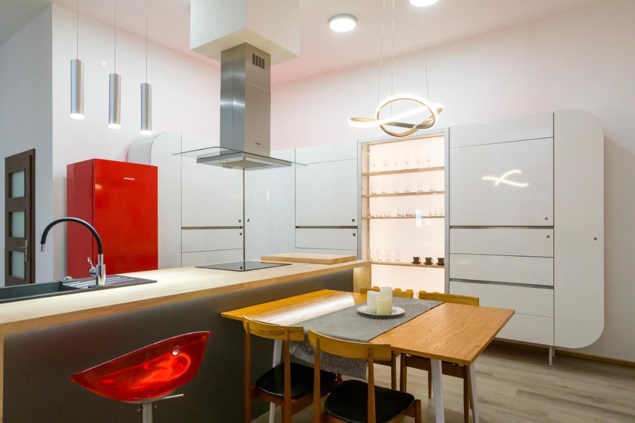 Luxusní velký apartmán s terasou v centru Litomyšle Exterior foto