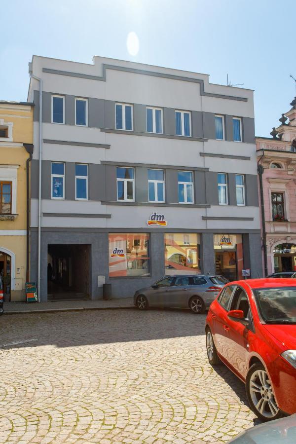 Luxusní velký apartmán s terasou v centru Litomyšle Exterior foto