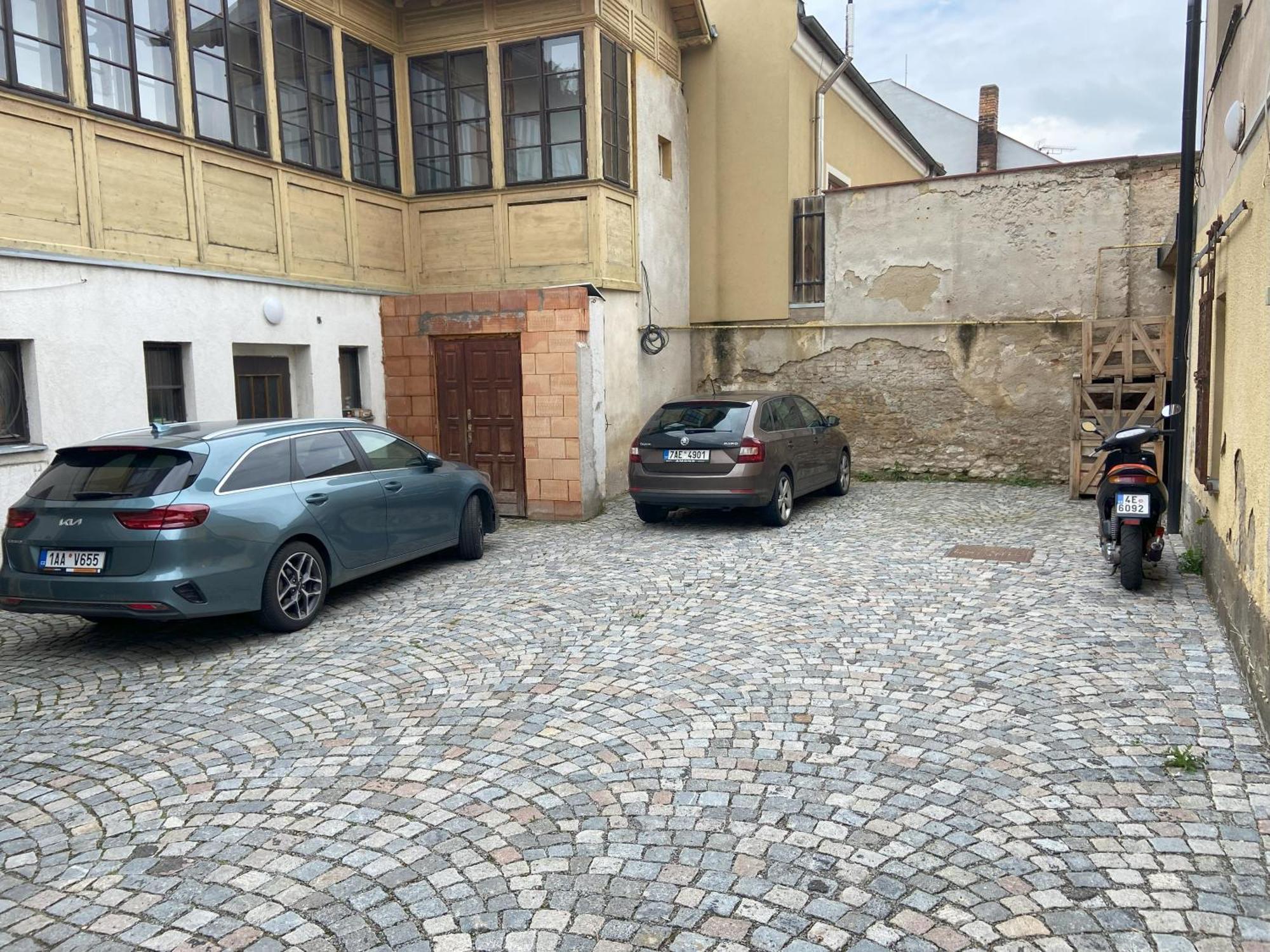 Luxusní velký apartmán s terasou v centru Litomyšle Exterior foto